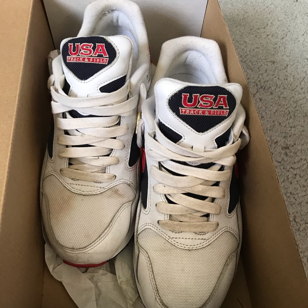 Nike Air Max USA Track and Field Sneakers